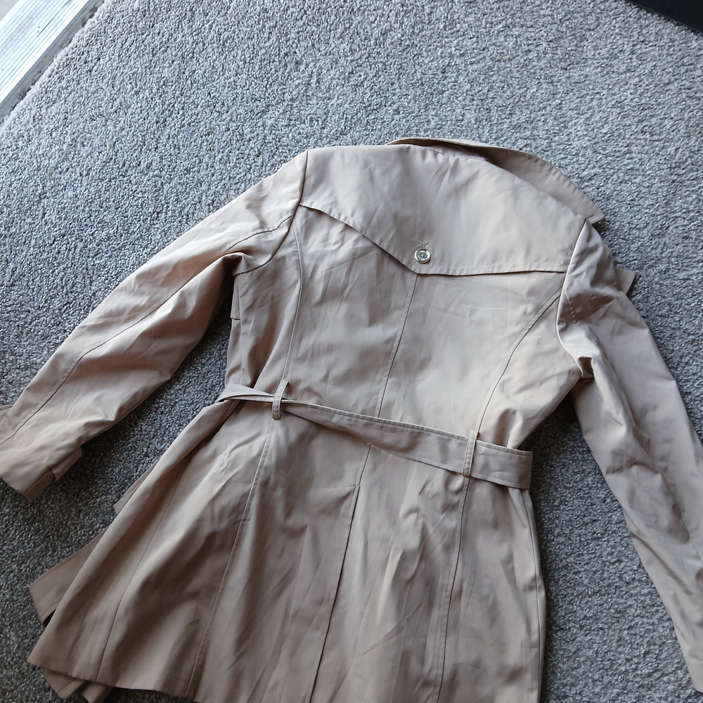 Calvin Klein Tan Double-Breasted Trench Coat - Picture 12 of 13